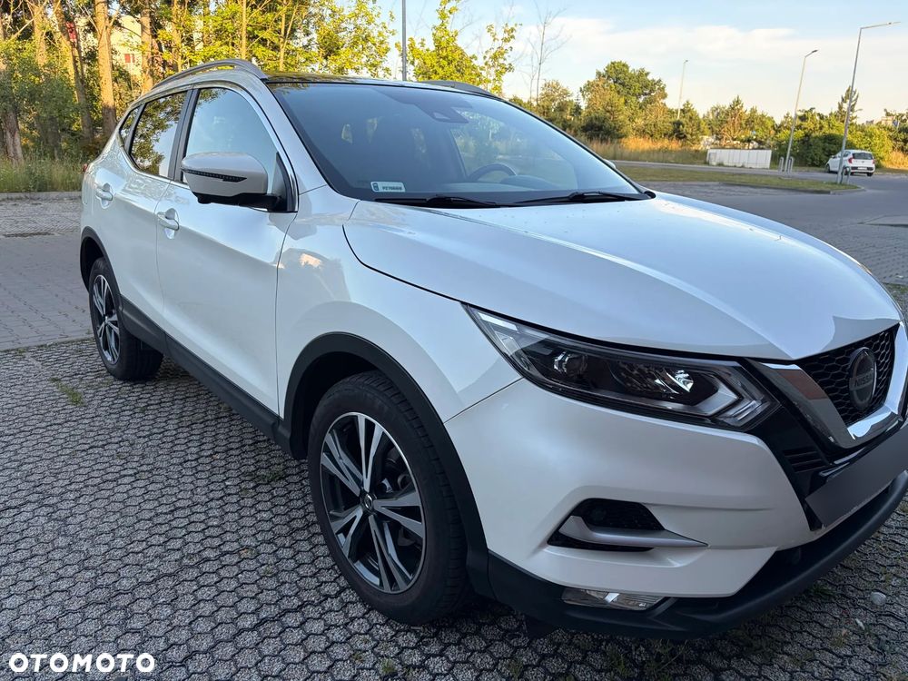 Nissan Qashqai 1.3 DIG-T N-Connecta DCT - 2
