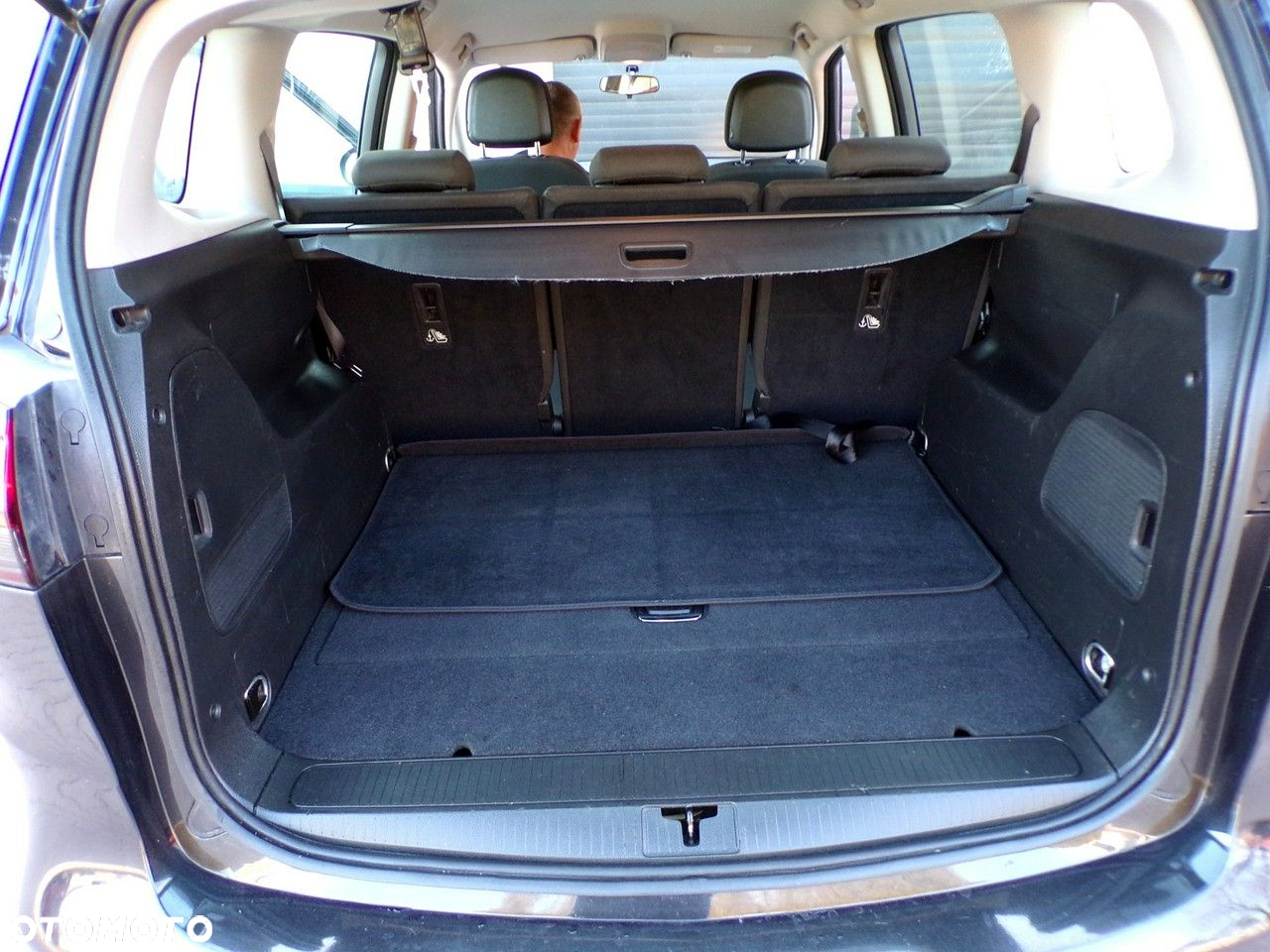 Opel Zafira - 26