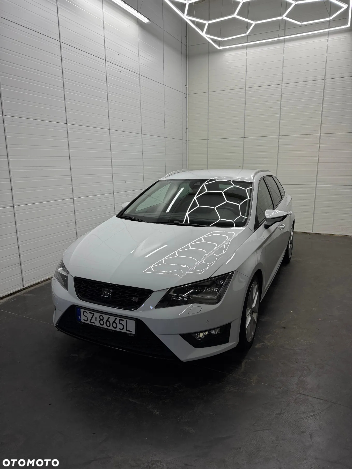 Seat Leon ST 1.8 TSI Start&Stop DSG FR - 4