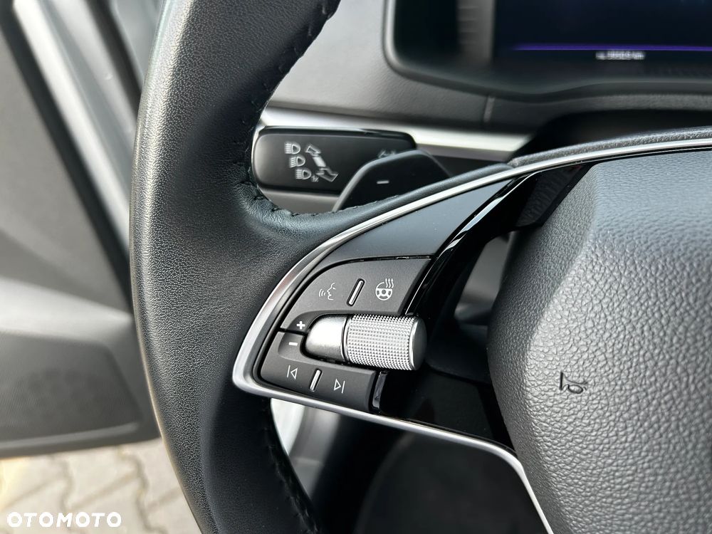 Skoda Karoq 1.5 TSI ACT Selection DSG - 17