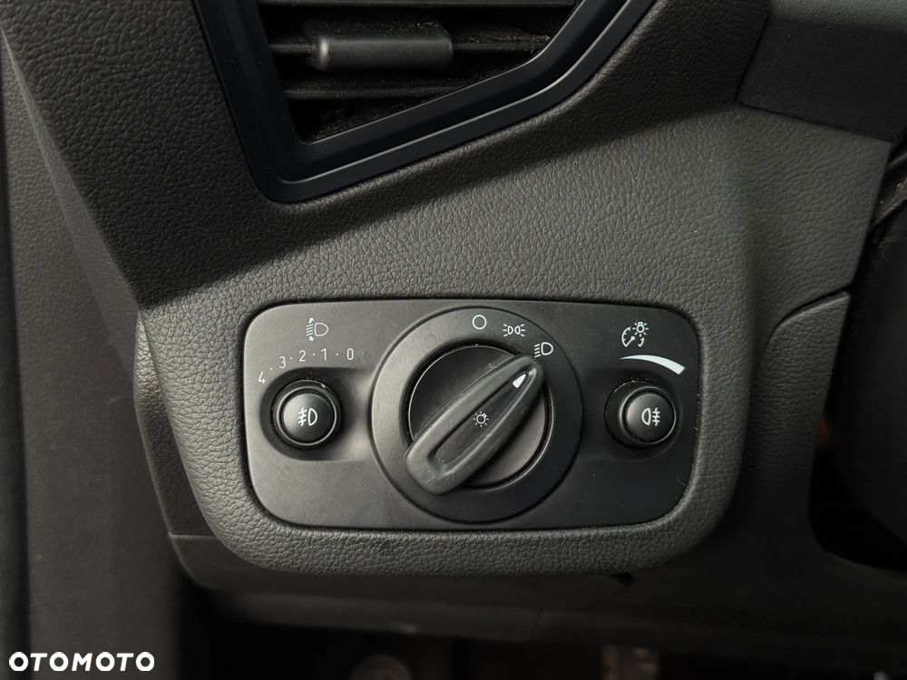 Ford Kuga 1.5 EcoBoost FWD Trend - 34