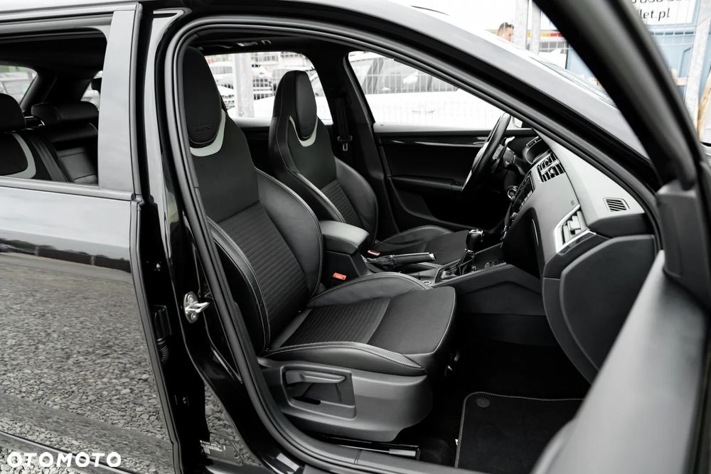 Skoda Octavia 2.0 TSI (Green tec) DSG RS - 23