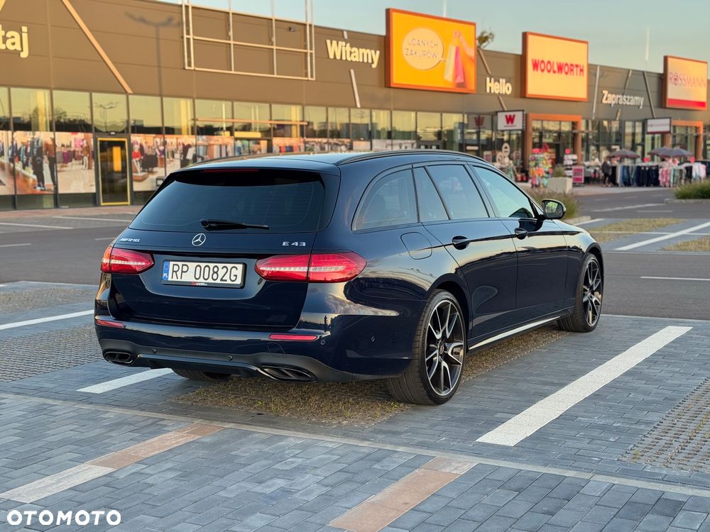 Mercedes-Benz Klasa E AMG 43 4Matic T 9G-TRONIC - 11