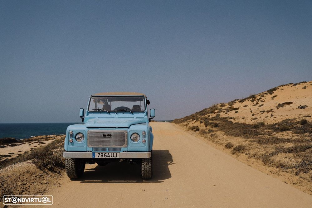 Land Rover Defender - 9