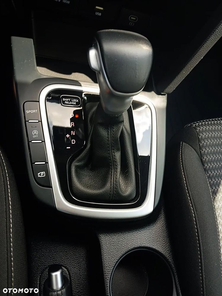 Kia XCeed 1.5 T-GDI M DCT - 20