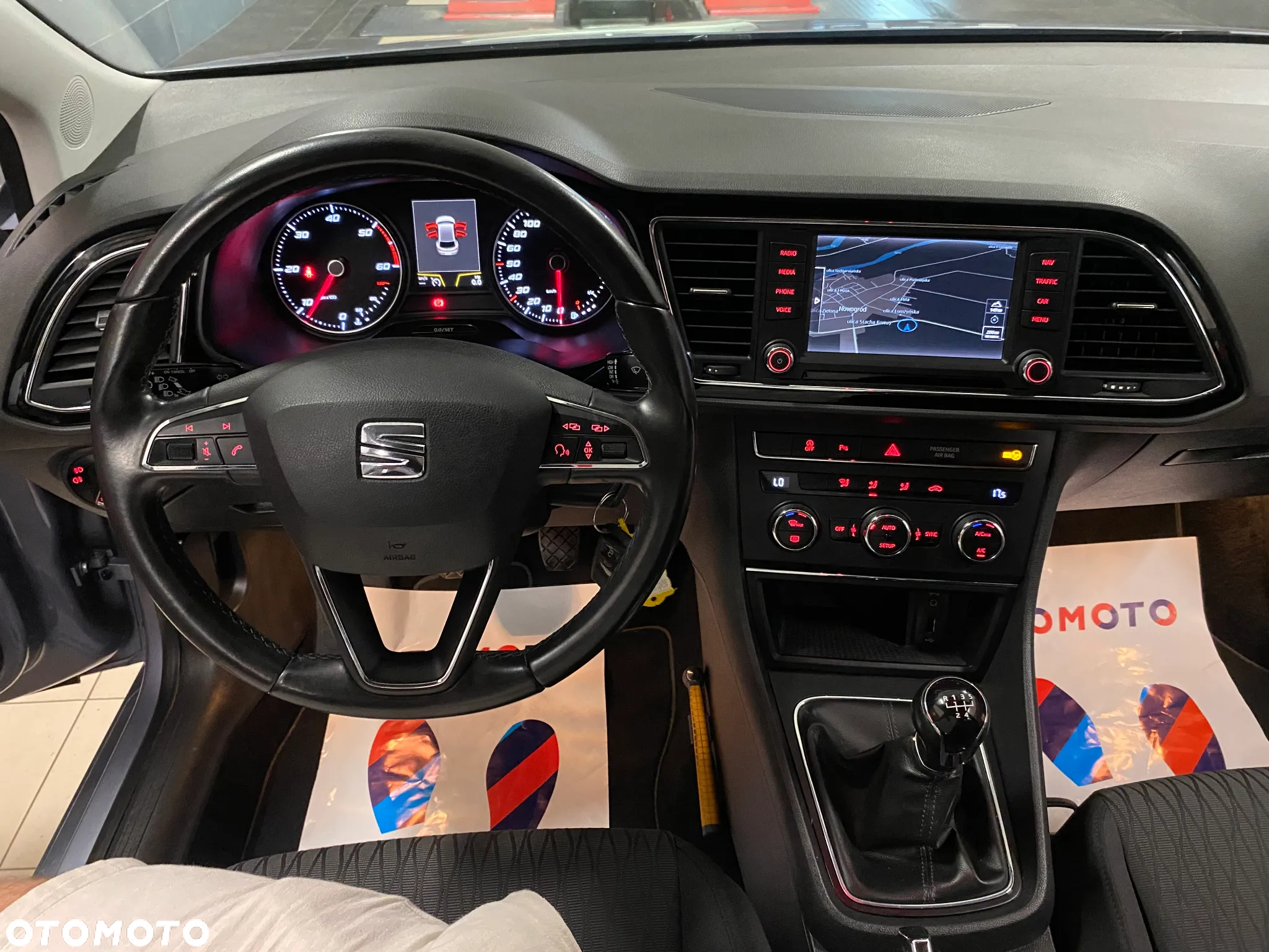 Seat Leon 1.6 TDI Reference - 15