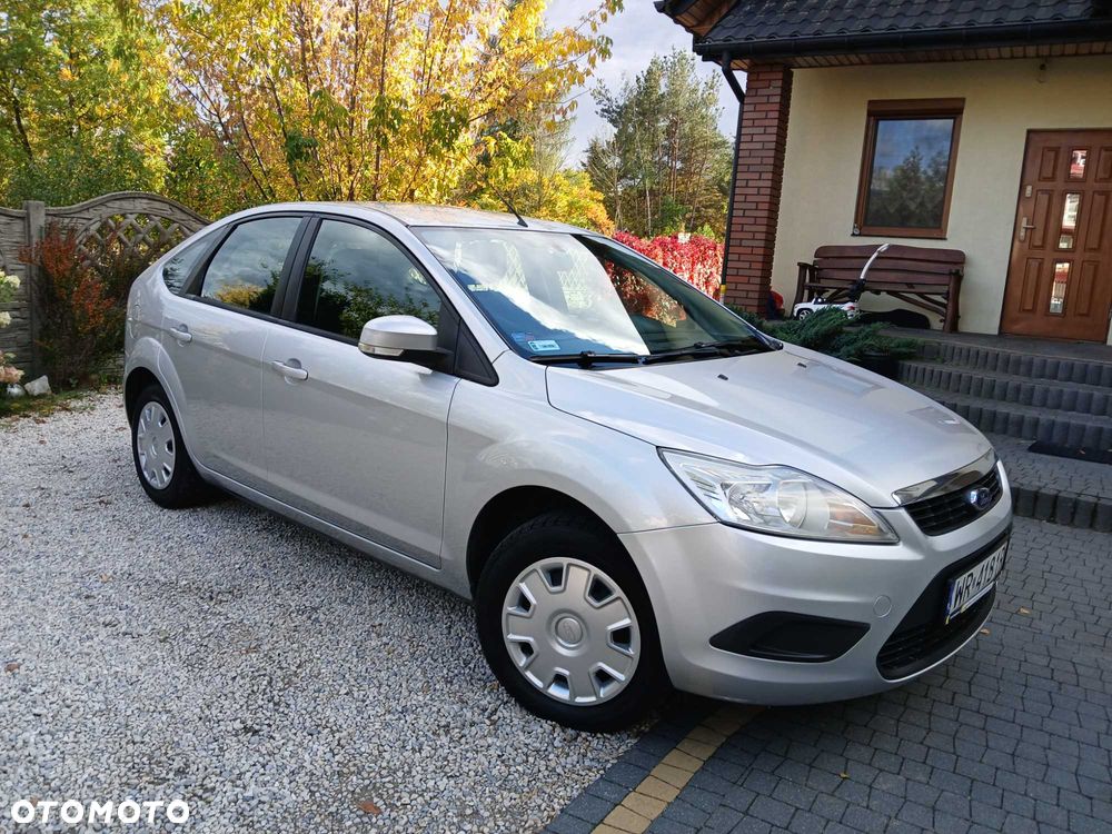 Ford Focus 2010 photo 3
