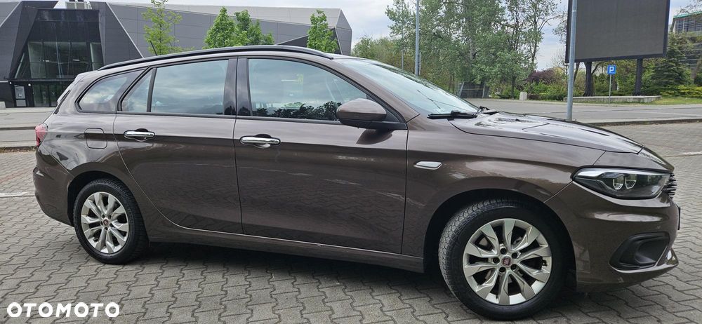 Fiat Tipo 1.4 16v Lounge EU6d - 21