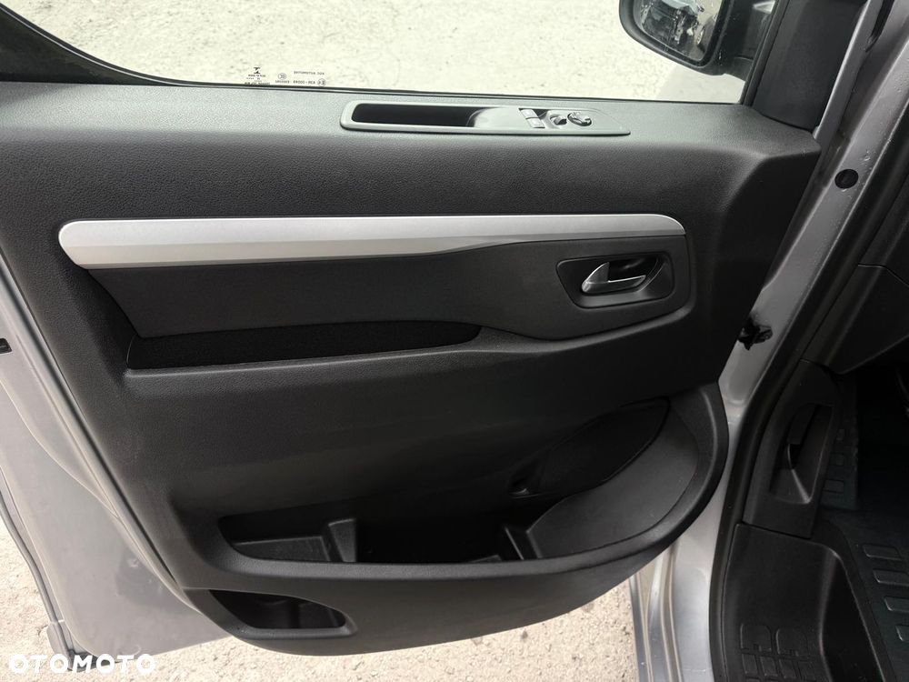 Peugeot Expert Premium L2H1 EAT6 TwinCab Komfort Plus - 24