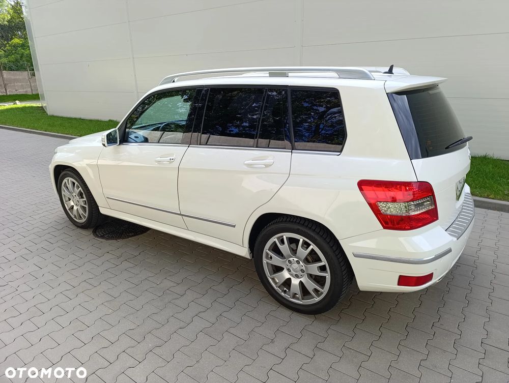 Mercedes-Benz GLK 220 CDI DPF 4Matic BlueEFFICIENCY 7G-TRONIC - 7
