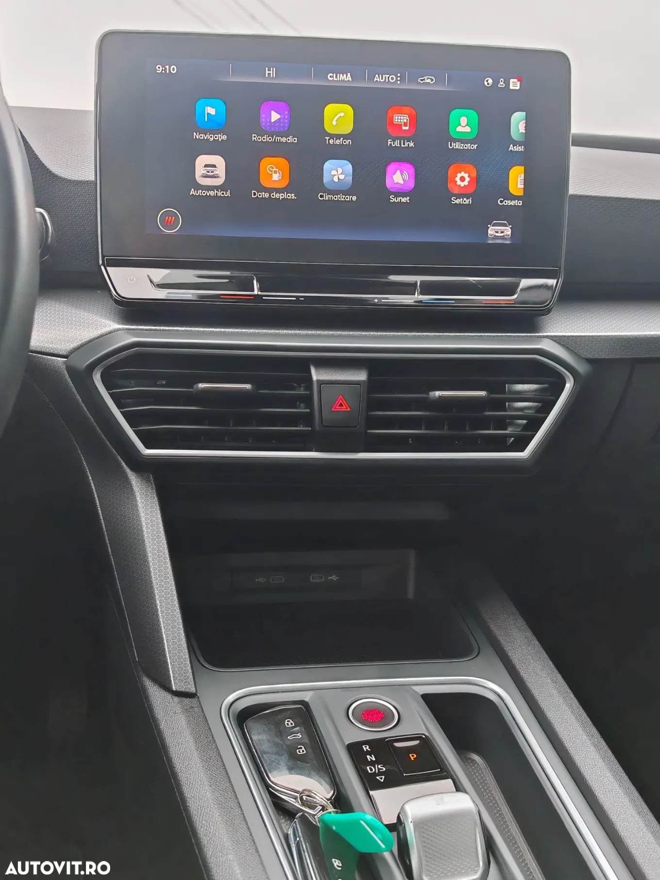 Seat Leon Sportstourer 2.0 TDI DSG Style - 25