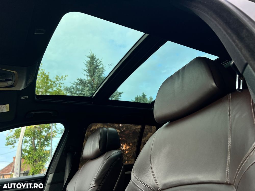 BMW Seria 5 520d xDrive Touring Aut. Luxury Line - 33