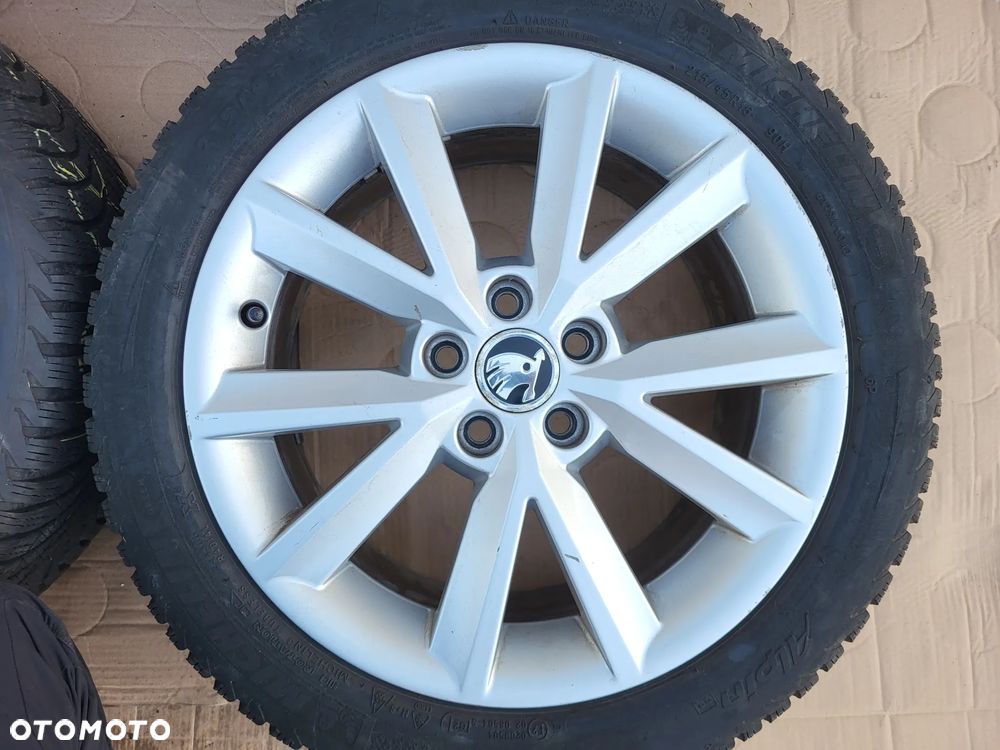 KOLA FELGI ZIMA 7X16 5X100 SKODA 5JA601025 - 5