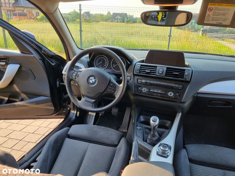BMW Seria 1 116d DPF Edition Sport - 12