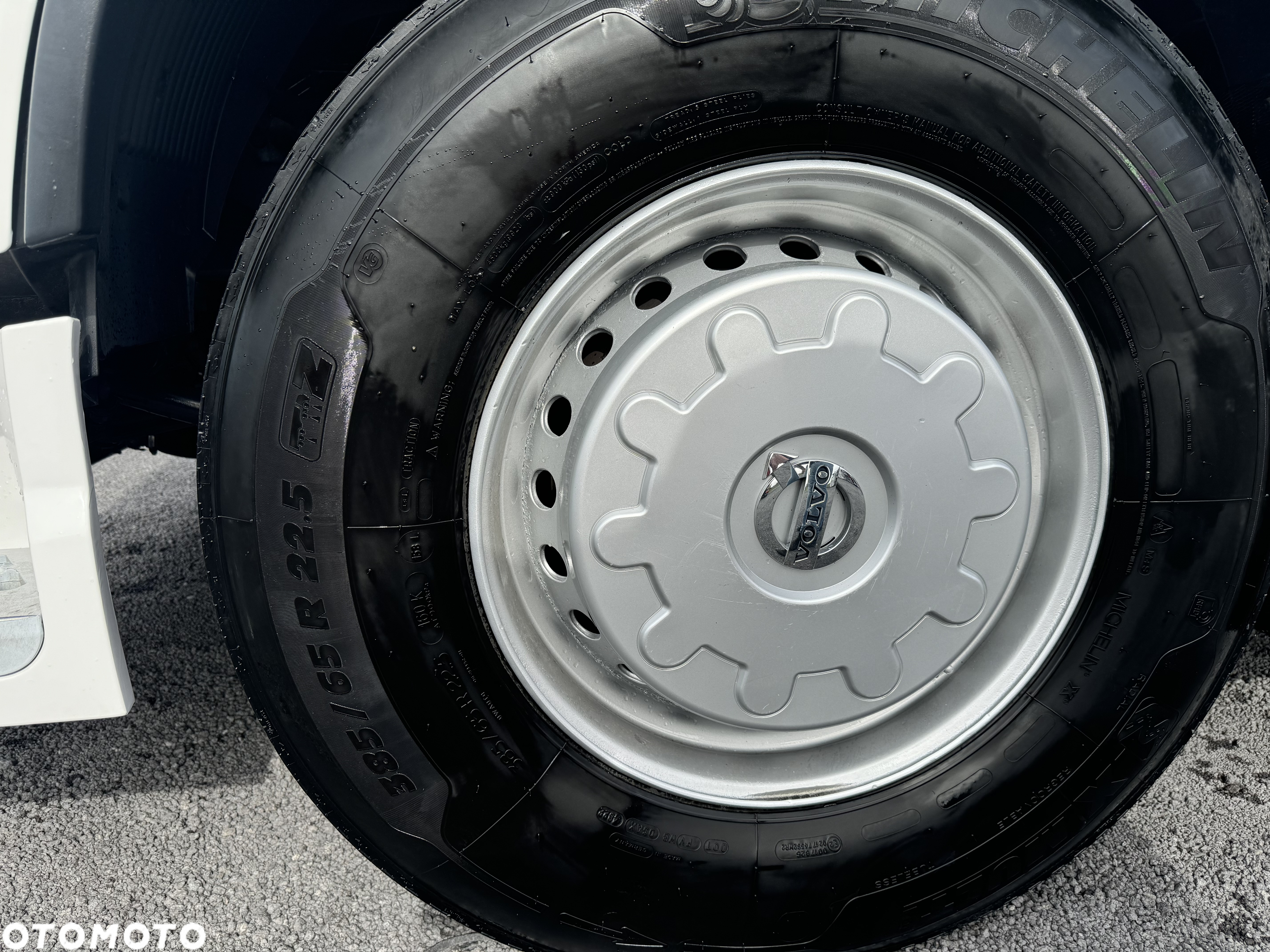 Volvo FH 500 / Automat / Full Spoiler / Lodówka / Klima Postojowa / 2 Zbiorniki / z Francji / - 17