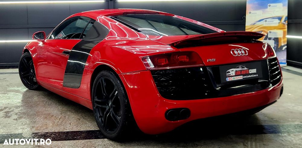 Audi R8 - 8