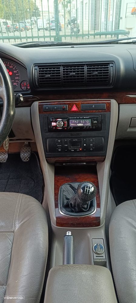 Audi A4 1.9 TDI Sport - 11