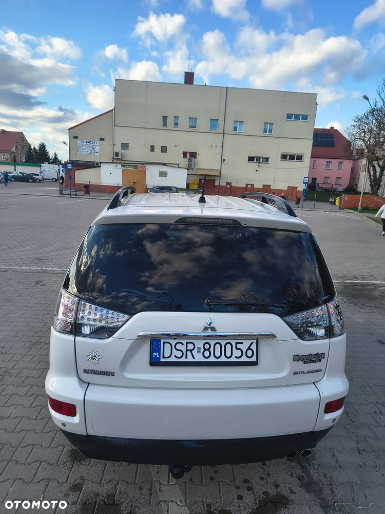 Mitsubishi Outlander 2.2 DI-D ClearTec 2WD Inform - 9