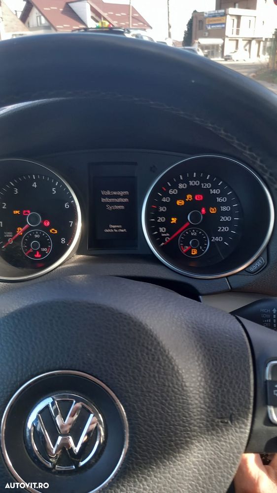 Volkswagen Golf - 11