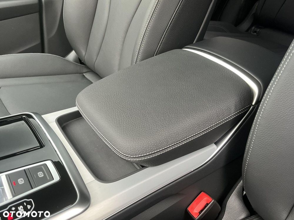 Audi Q8 - 33