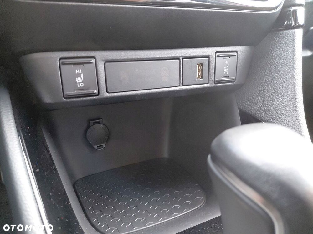Toyota Yaris Hybrid 1.5 Selection Style - 27