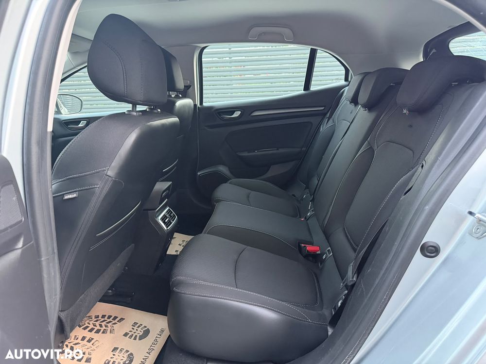 Renault Megane Blue dCi 116 Intens - 26
