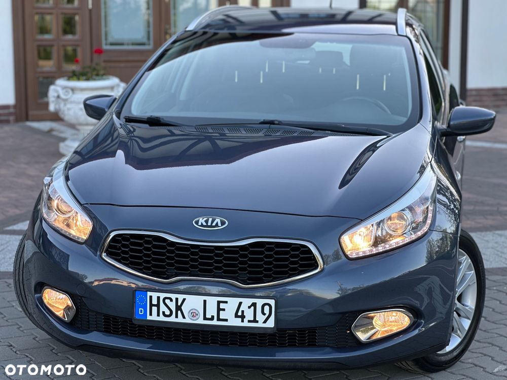 Kia Ceed 1.4 CVVT Dream-Team Edition - 6