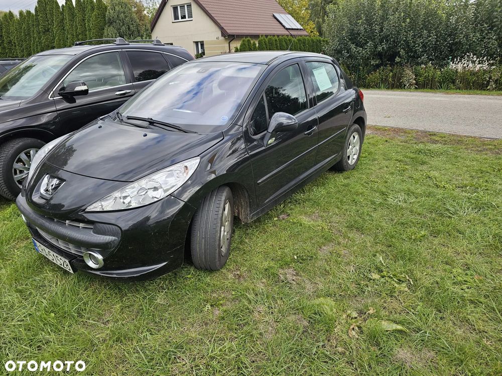 Peugeot 207 1.4 16V Trendy - 4