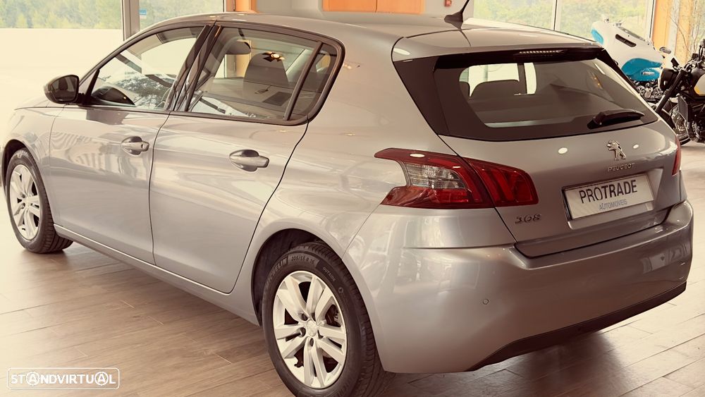 Peugeot 308 1.2 PureTech Active Pack - 2