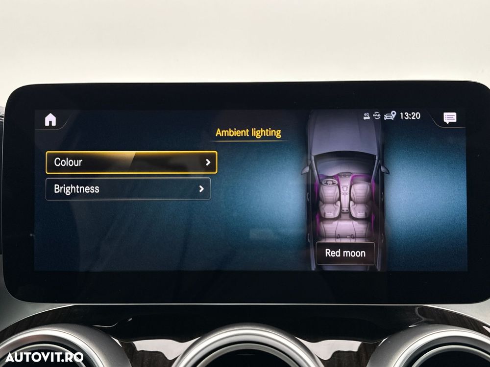 Mercedes-Benz GLC 300 e 4MATIC - 27