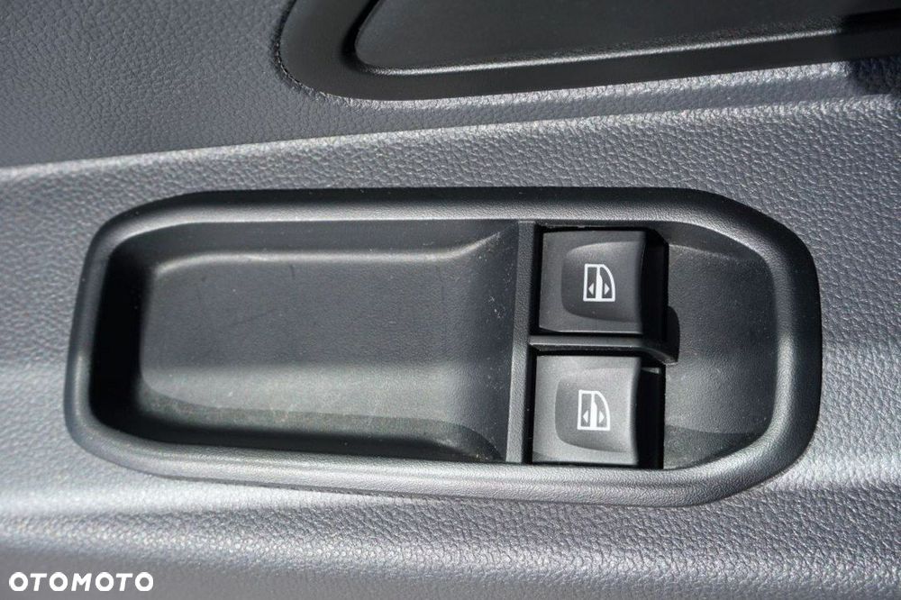 Dacia Duster 1.0 TCe Essential - 14