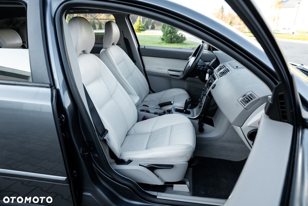 Volvo V50 T5 AWD Summum - 23