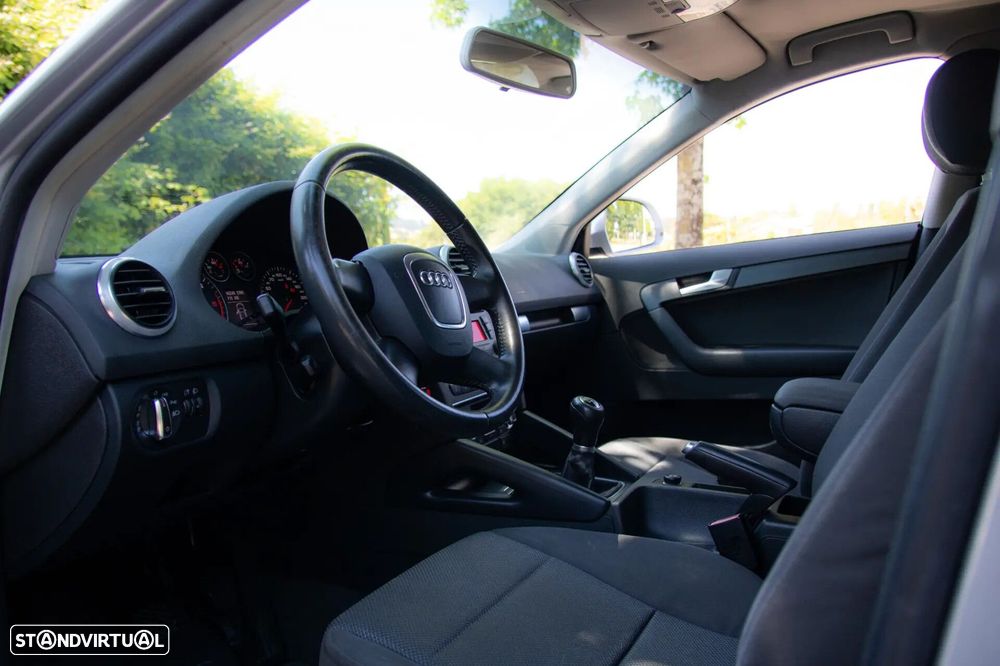 Audi A3 Sportback 1.6 TDI Attraction - 31