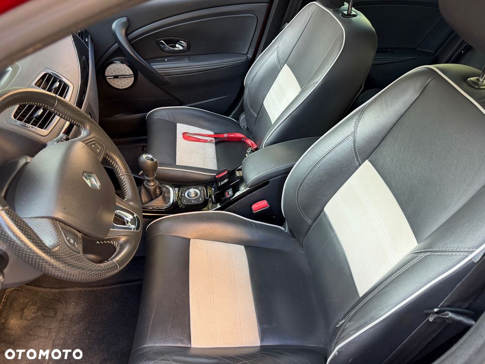 Renault Megane 1.2 16V TCe Energy Bose EU6 - 12
