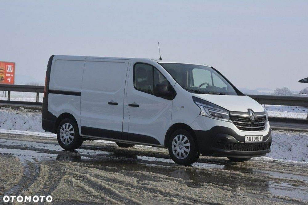 Renault Trafic - 12