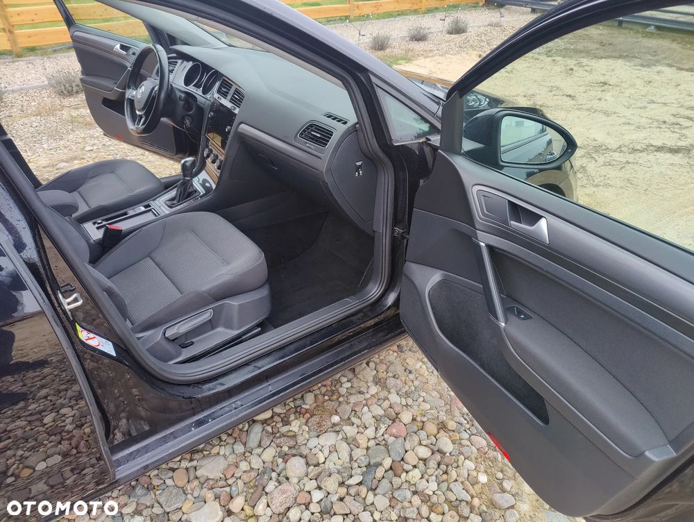 Volkswagen Golf VII 1.6 TDI BMT Comfortline DSG - 13