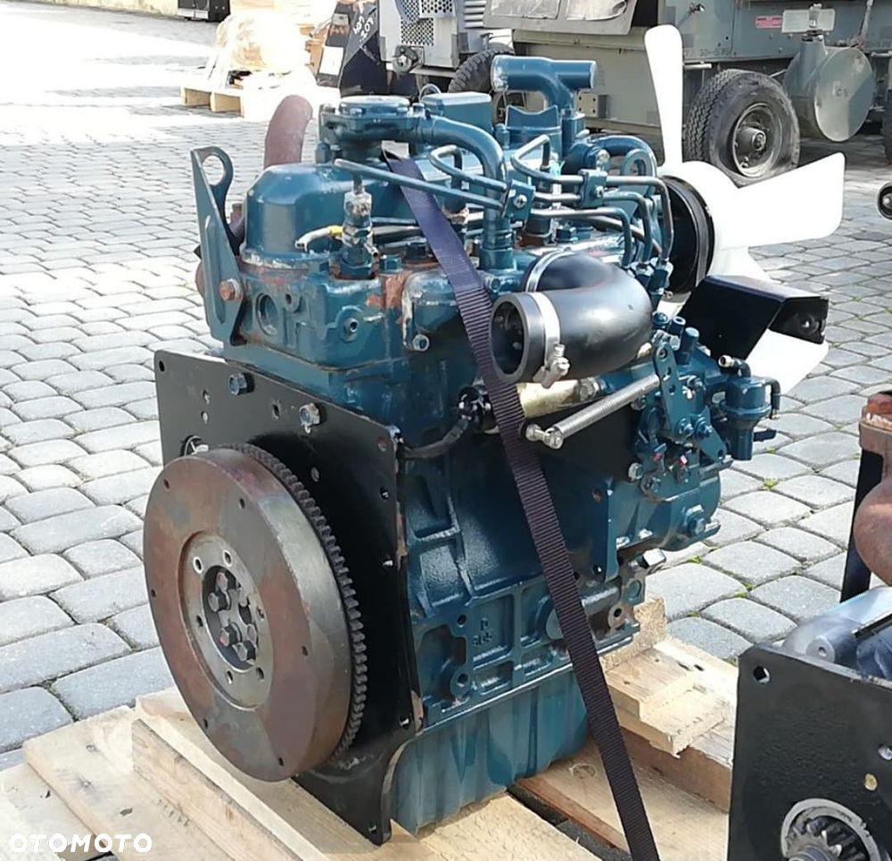 SILNIK Kubota D905-E D905 E 17,5 kW 3600rpm 0,9l 11500zł netto - 8