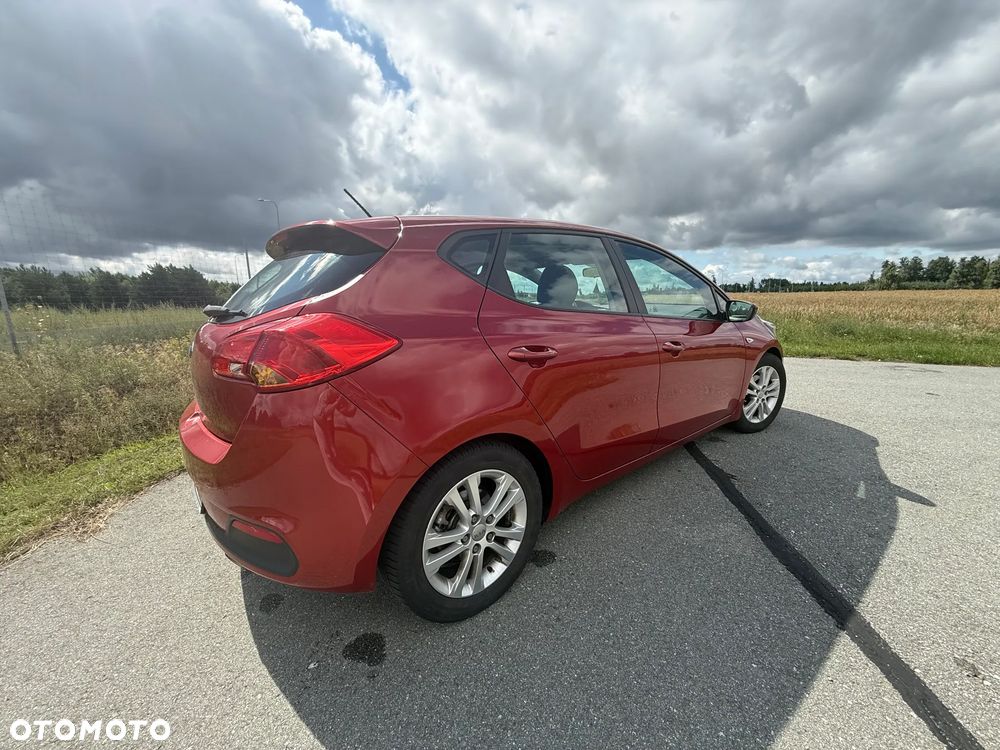 Kia Ceed 1.6 GDI L - 12