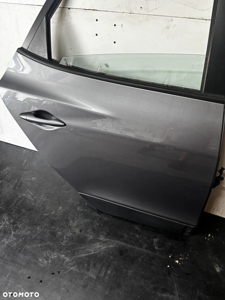 Drzwi prawe tylne kompletne Hyundai ix35 2014r. ZAR - 2