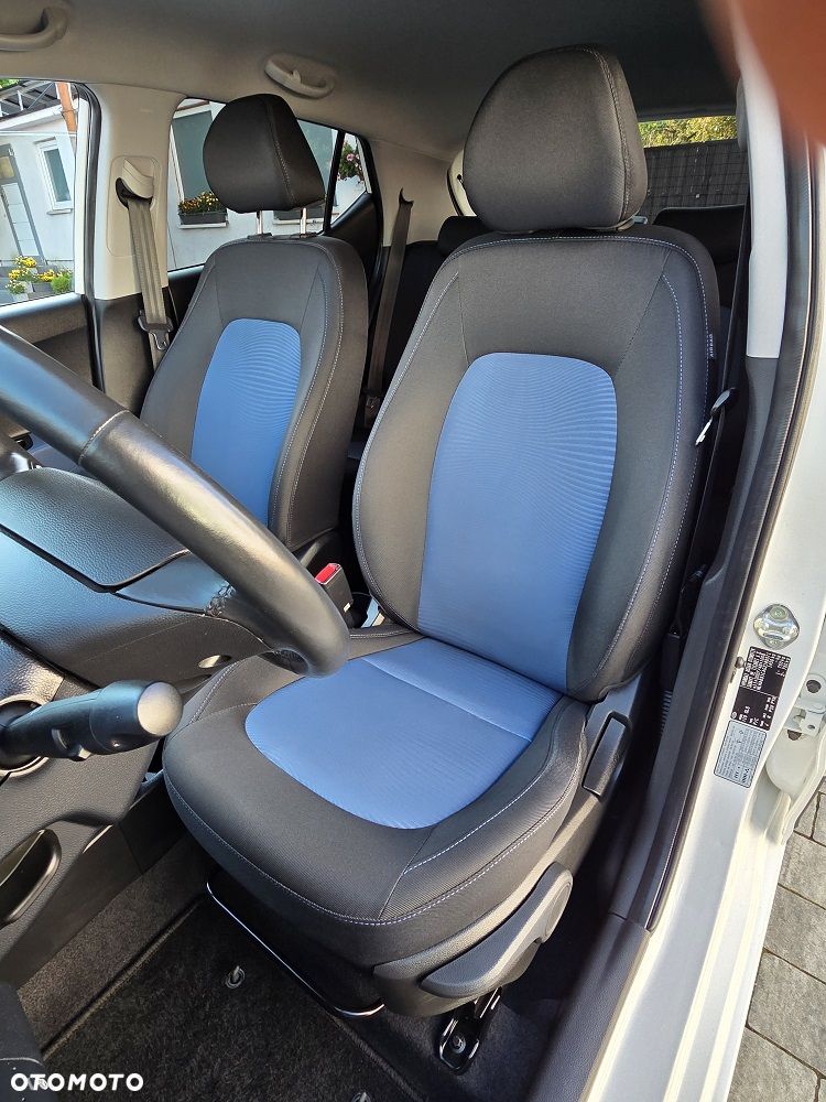 Hyundai i10 1.2 YES Silver - 15