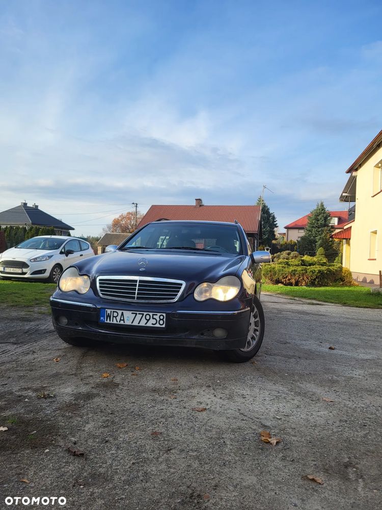 Mercedes-Benz Klasa C 220 T CDI Classic - 2
