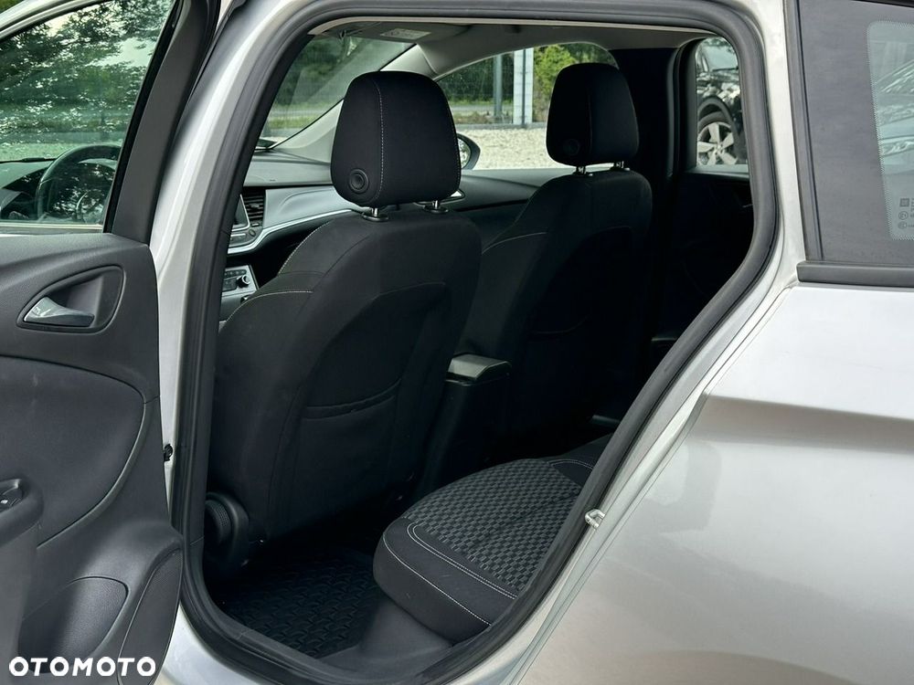 Opel Astra - 14