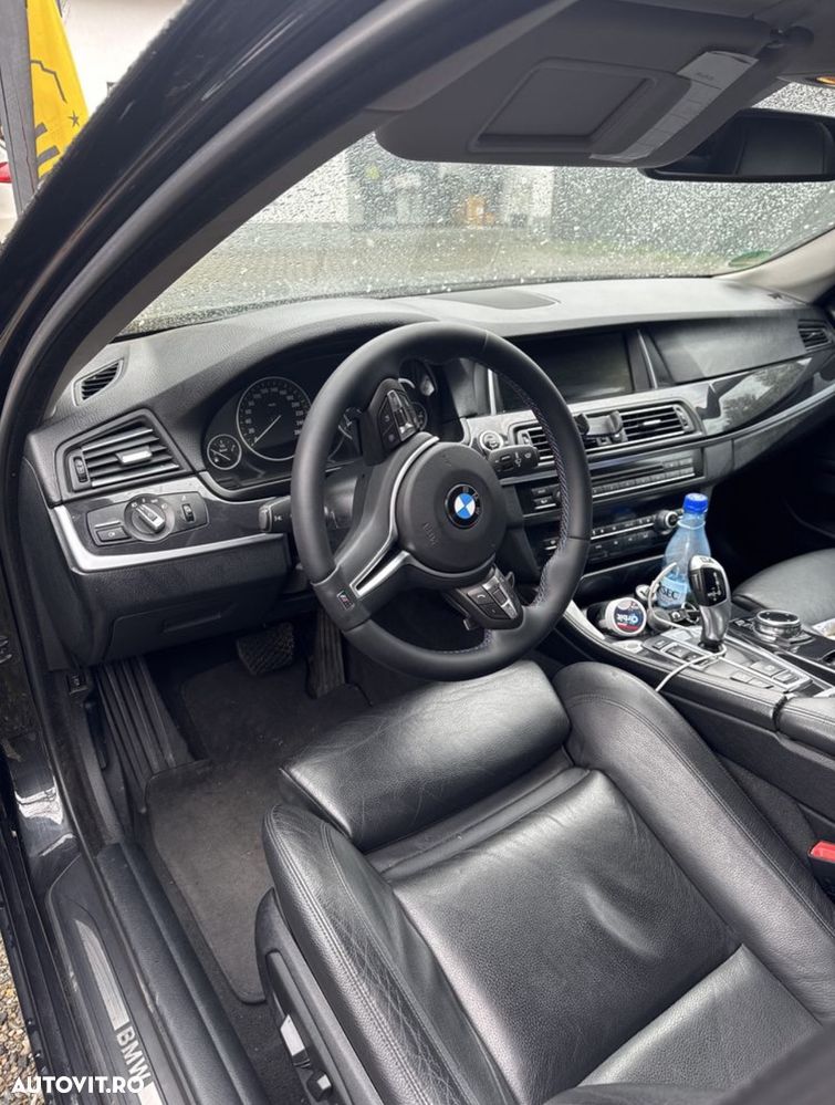 BMW Seria 5 525d xDrive AT - 8