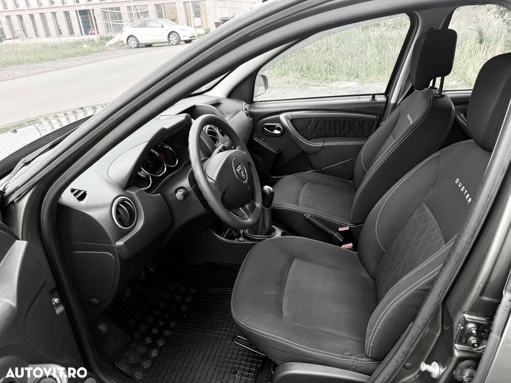 Dacia Duster 1.6 4x2 Laureate - 9