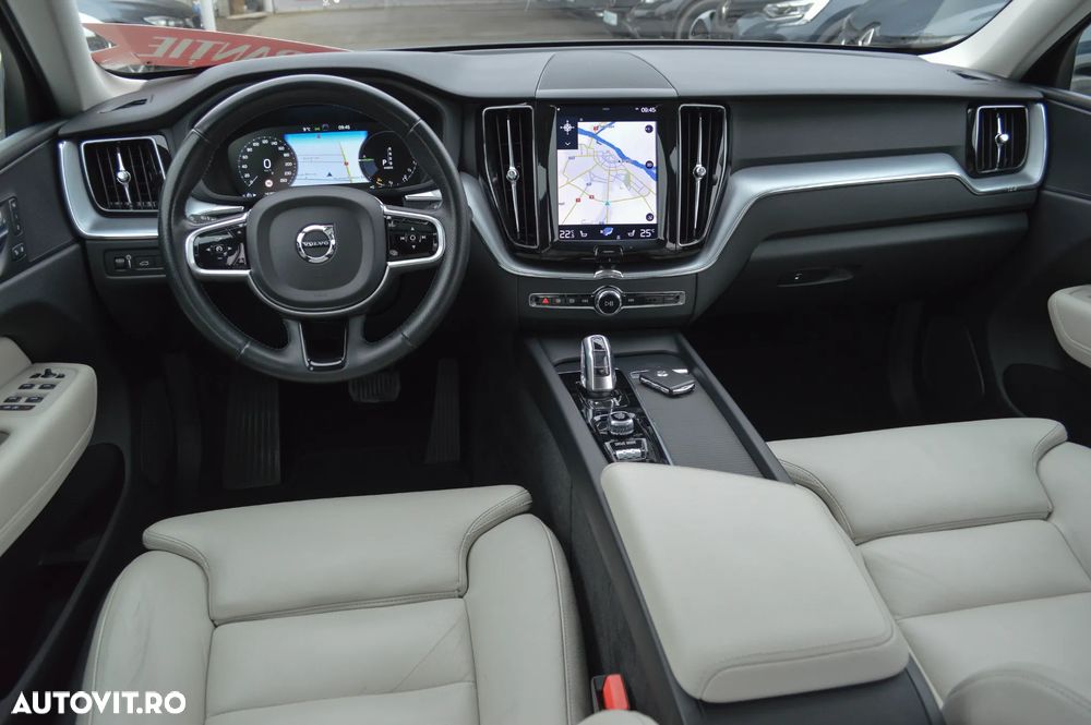 Volvo XC 60 T8 Twin Engine AWD Geartronic Inscription - 36