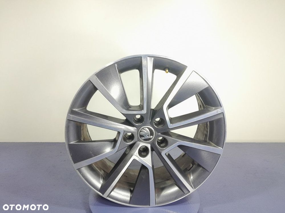 SKODA OCTAVIA III LIFT FELGA ALUMINIOWA 7.5JX18 5X112 ET 43 5E0601025BK - 1