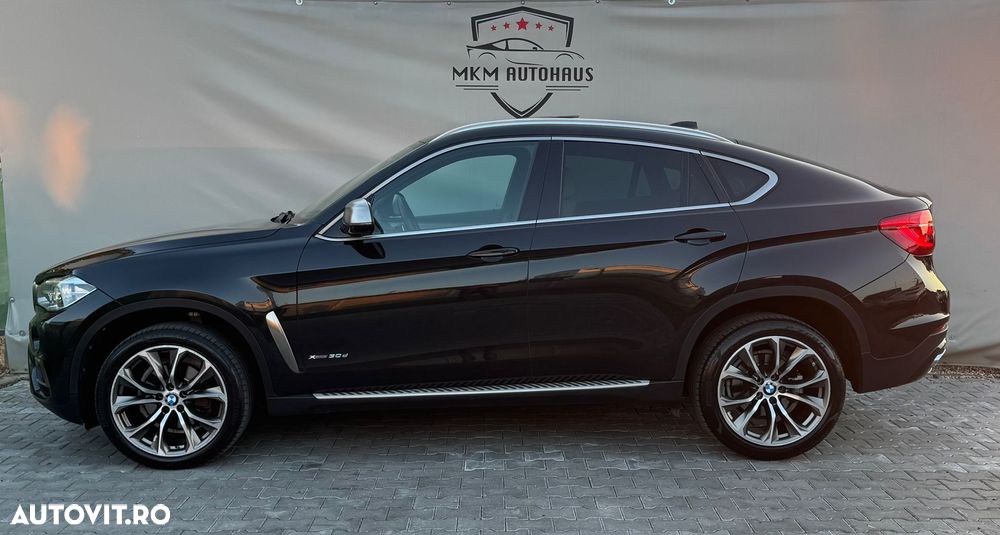BMW X6 xDrive30d - 17
