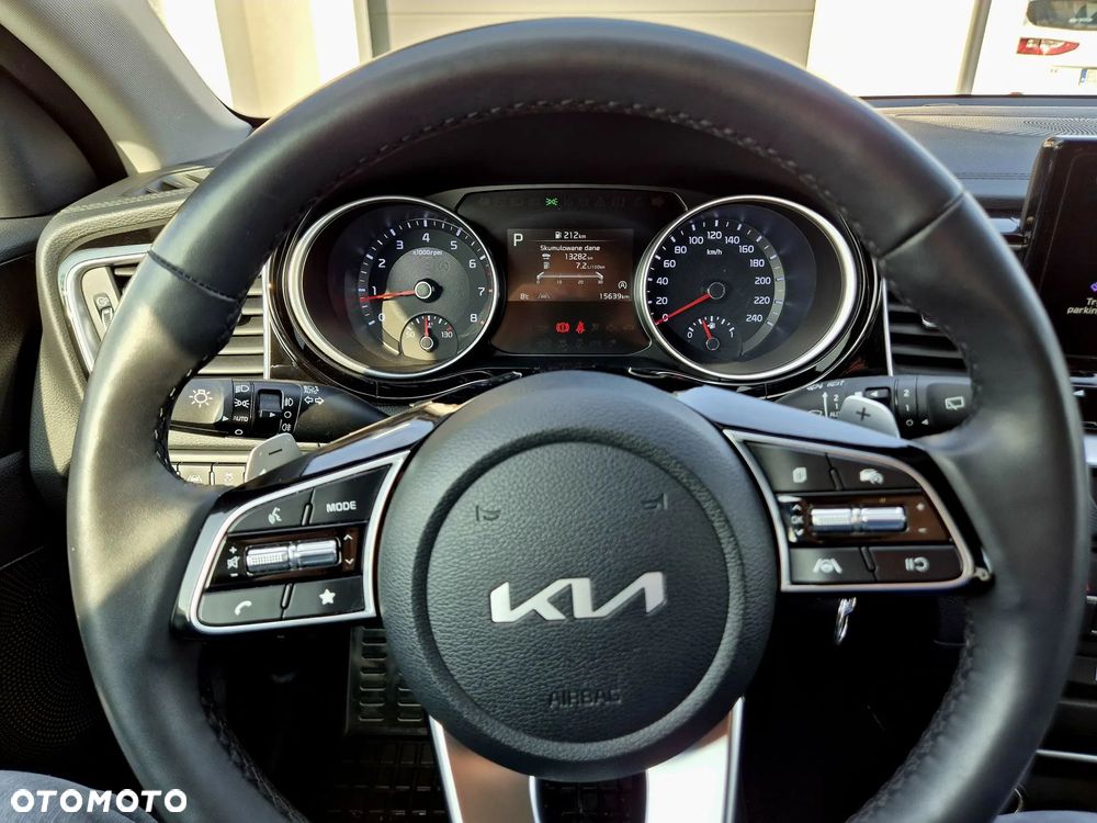 Kia Ceed 1.5 T-GDI Business Line DCT - 7