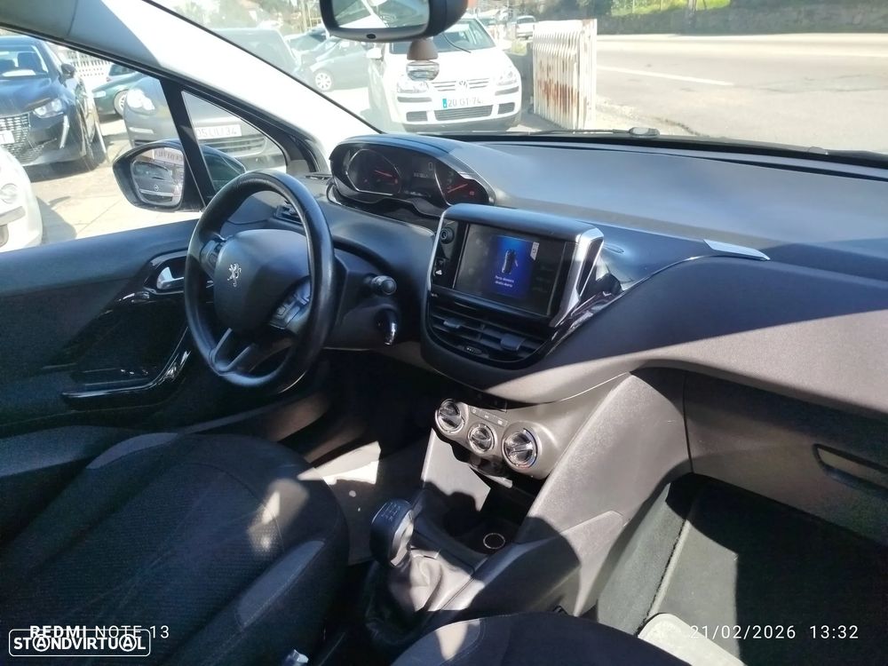 Peugeot 208 1.4 HDi Allure - 5