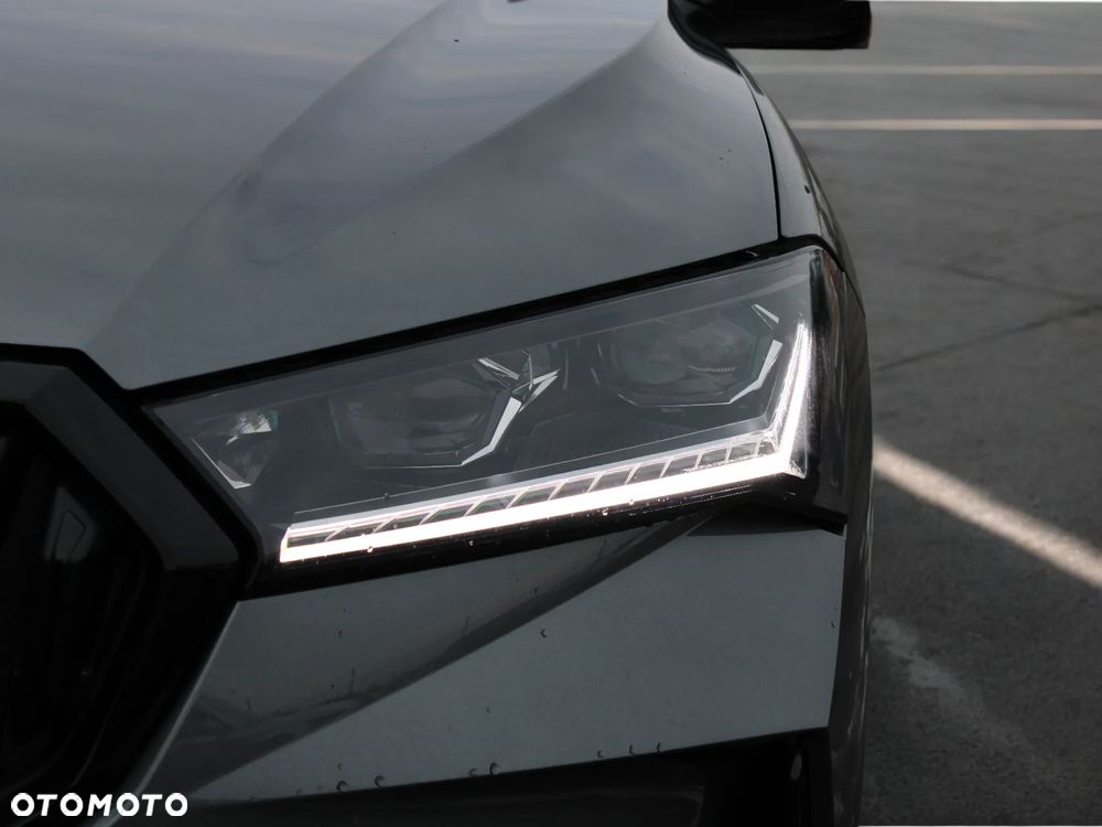 Skoda Superb 2.0 TSI Sportline DSG - 5